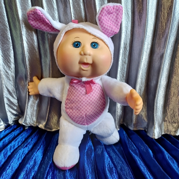 CABBAGE PATCH KIDS BUNNY - Picture 5 of 16